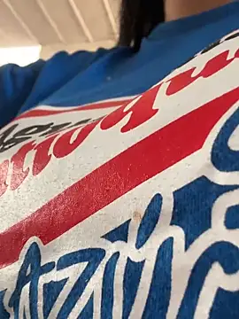 emmyjhonson07's cam snapshot