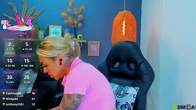 yessila_parker's cam snapshot