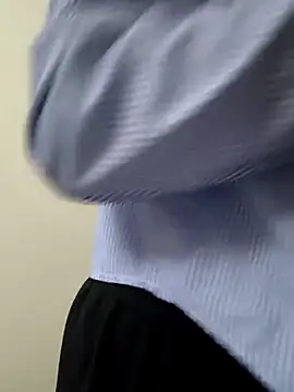 Modelbigbobs's cam snapshot