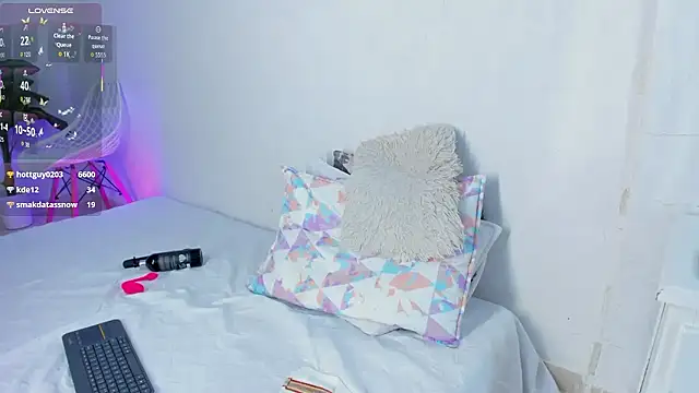 andrea_osorio_'s cam snapshot