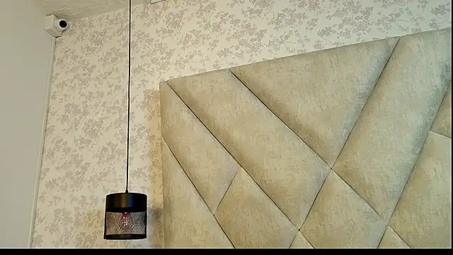 AmbarRaj's cam snapshot