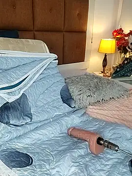 ELLA_KELLY's cam snapshot