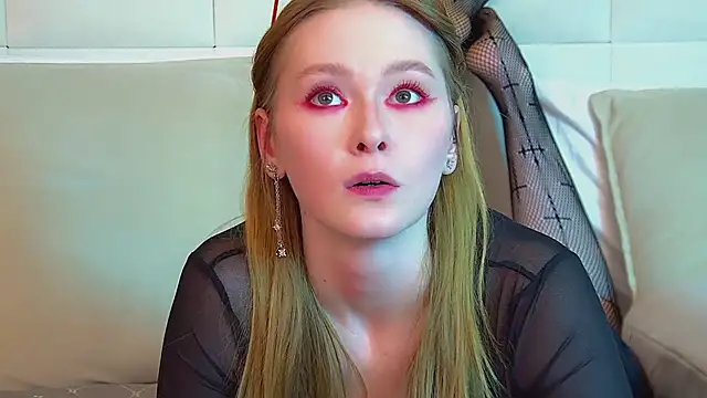 AgataFoxley's cam snapshot