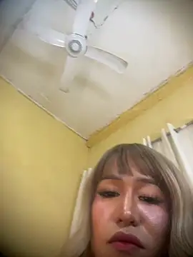 ChloeAsian's cam snapshot