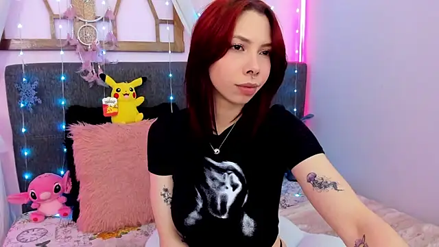 laura_olssen's cam snapshot