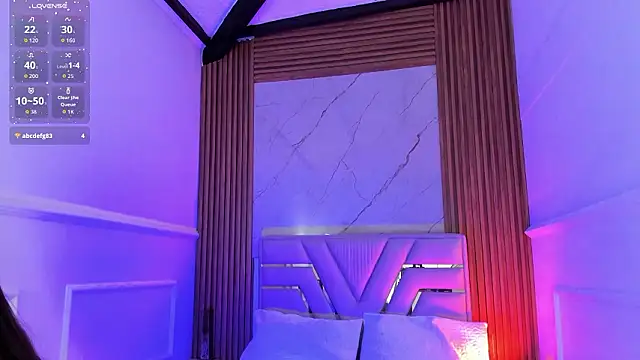 Emmapeetite live sex cam