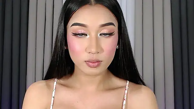 FuckDoll_Nathalie live sex cam