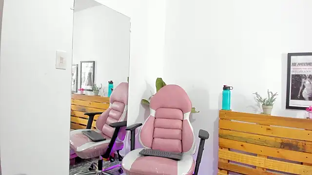 Naughty_Vanessa_'s cam snapshot