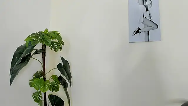 Victoria_Rosee's cam snapshot