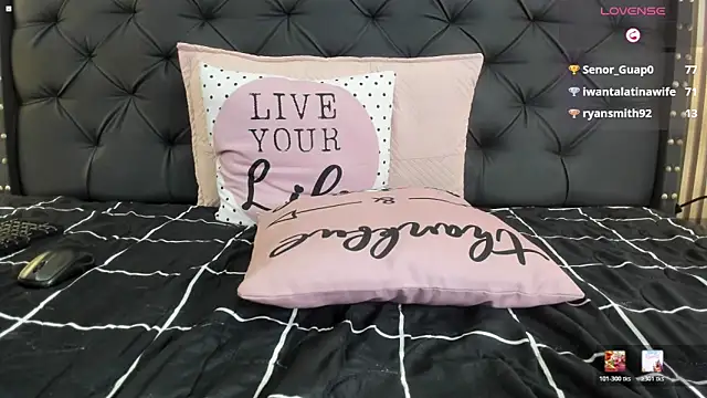 alicy__torres's cam snapshot