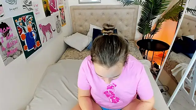 Lika_0ne's cam snapshot