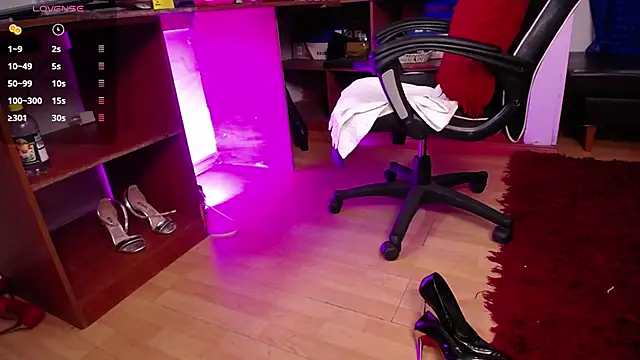 LiaTaylorr's cam snapshot