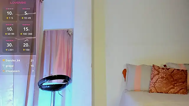 Coral_w10's cam snapshot