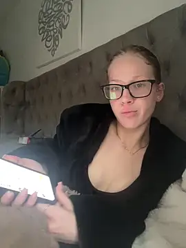 RosieLovexoxx's cam snapshot