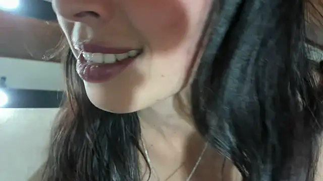 katherine_blair's cam snapshot