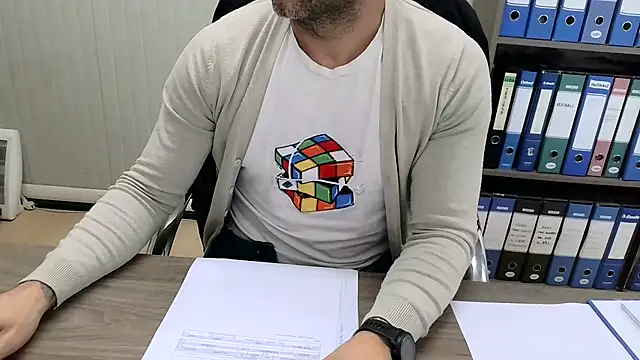 Evasionee live sex cam