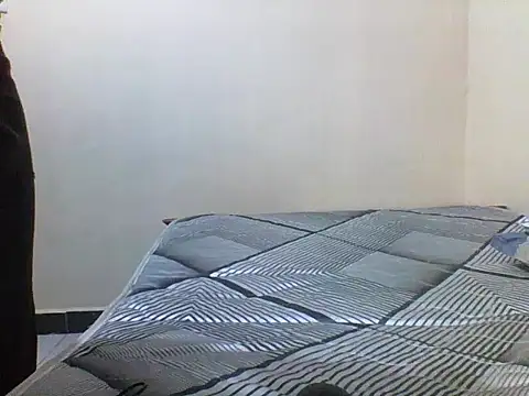 princess-cutie12's cam snapshot