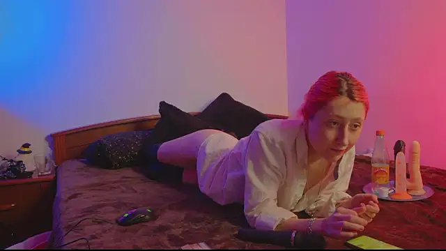 Bloom-fairy's cam snapshot