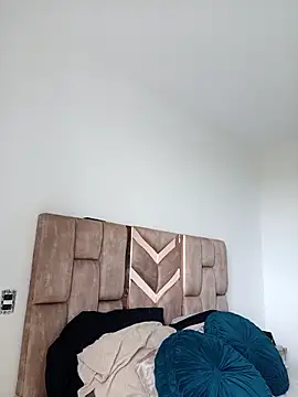 KloheCurvy's cam snapshot