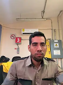 EnriquePersian197 live sex cam