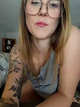 MissMiley's cam snapshot