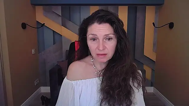 EllaLong's cam snapshot