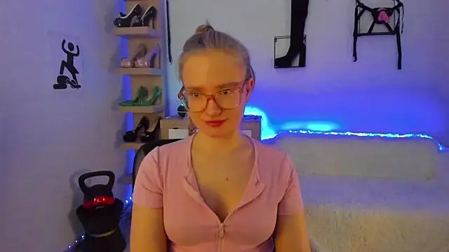 NancyHottie's cam snapshot