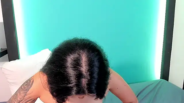 Emma_lust420's cam snapshot