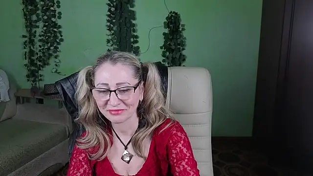 Habibi_Honeyy's cam snapshot