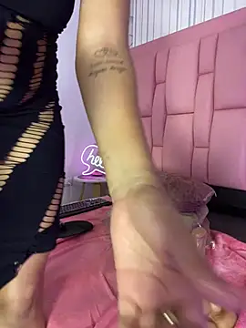 sophiia_swet's cam snapshot