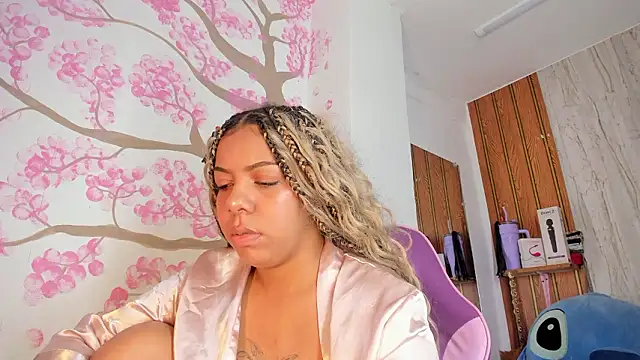 Alika01's cam snapshot