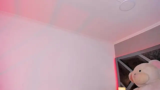 AmberiniHoffman's cam snapshot