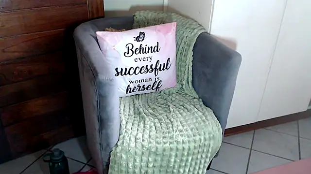 FitSelina66's cam snapshot