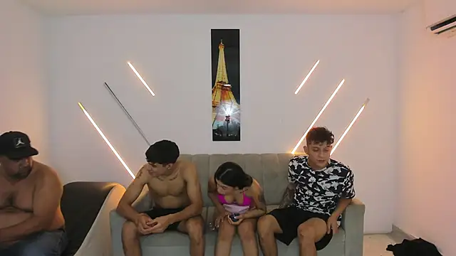 brutal_sex_room2k's cam snapshot