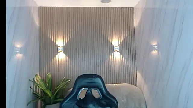 tatiscelis_tf's cam snapshot