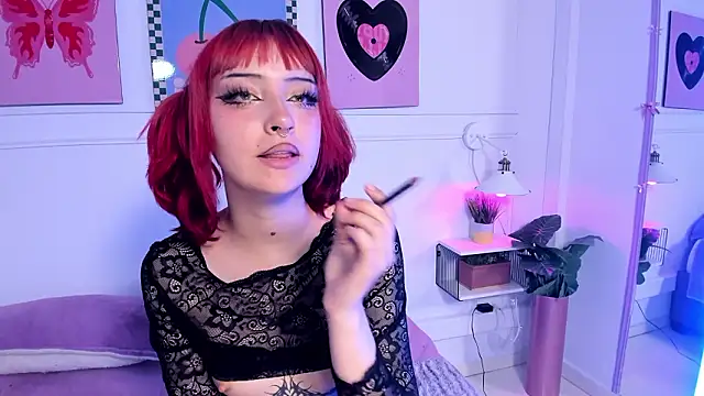 Zoe_Lynch_'s cam snapshot