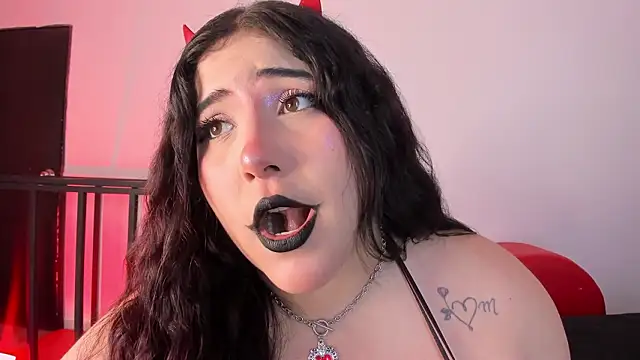 AmberiniHoffman's cam snapshot