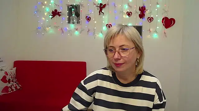 LaurenWishy's cam snapshot