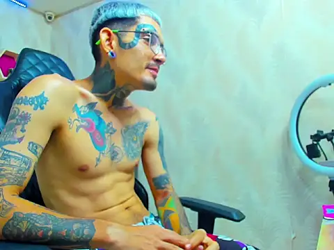 Boy_tatto77's cam snapshot