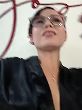 Anne_05's cam snapshot