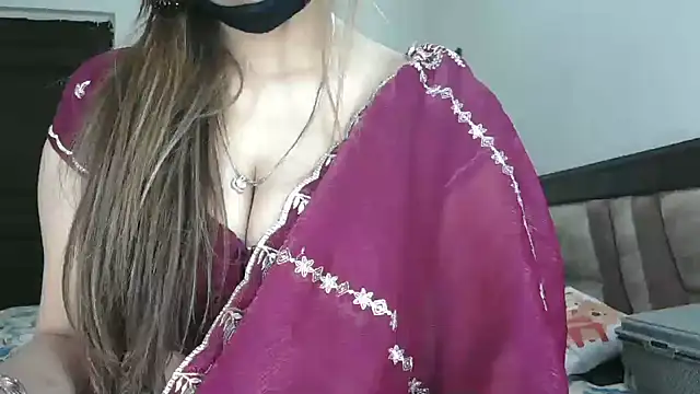 Meadow_Rain's cam snapshot