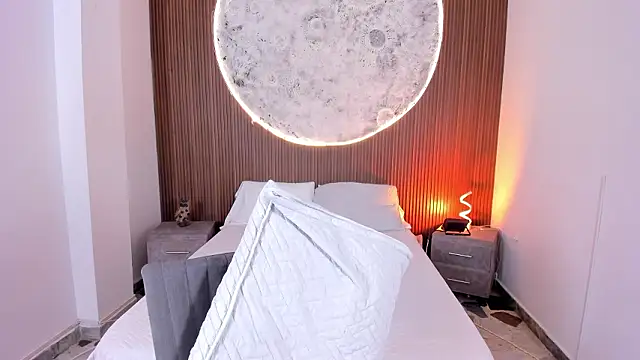 RoseCassie's cam snapshot