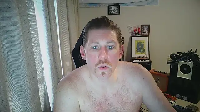 God_Of_ThundeRR live sex cam