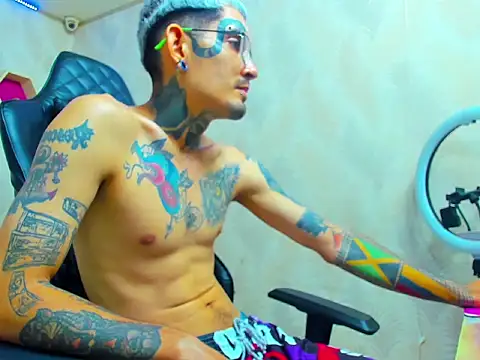 Boy_tatto77's cam snapshot