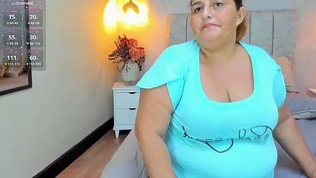 zara_milf's cam snapshot