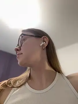 _CherryBloom_ live sex cam