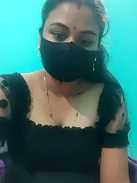 DivyaBhabhi69@xh's cam snapshot