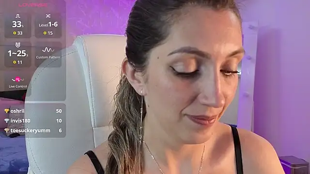 anny_sweet72's cam snapshot