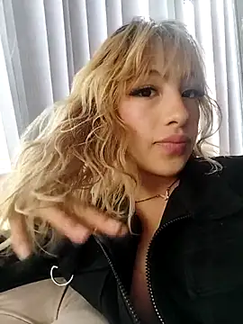 Mayajhons's cam snapshot