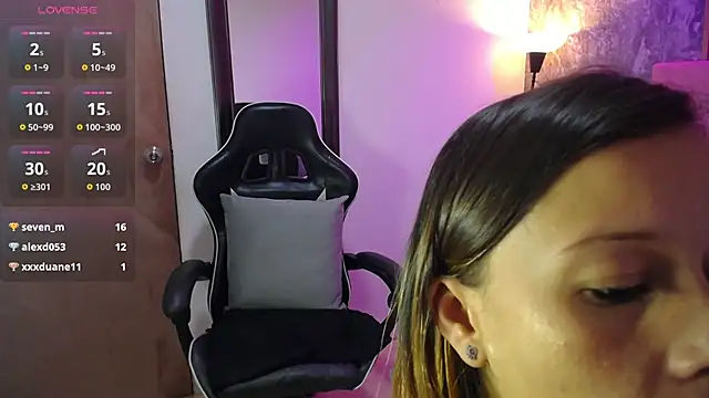 lunalat's cam snapshot